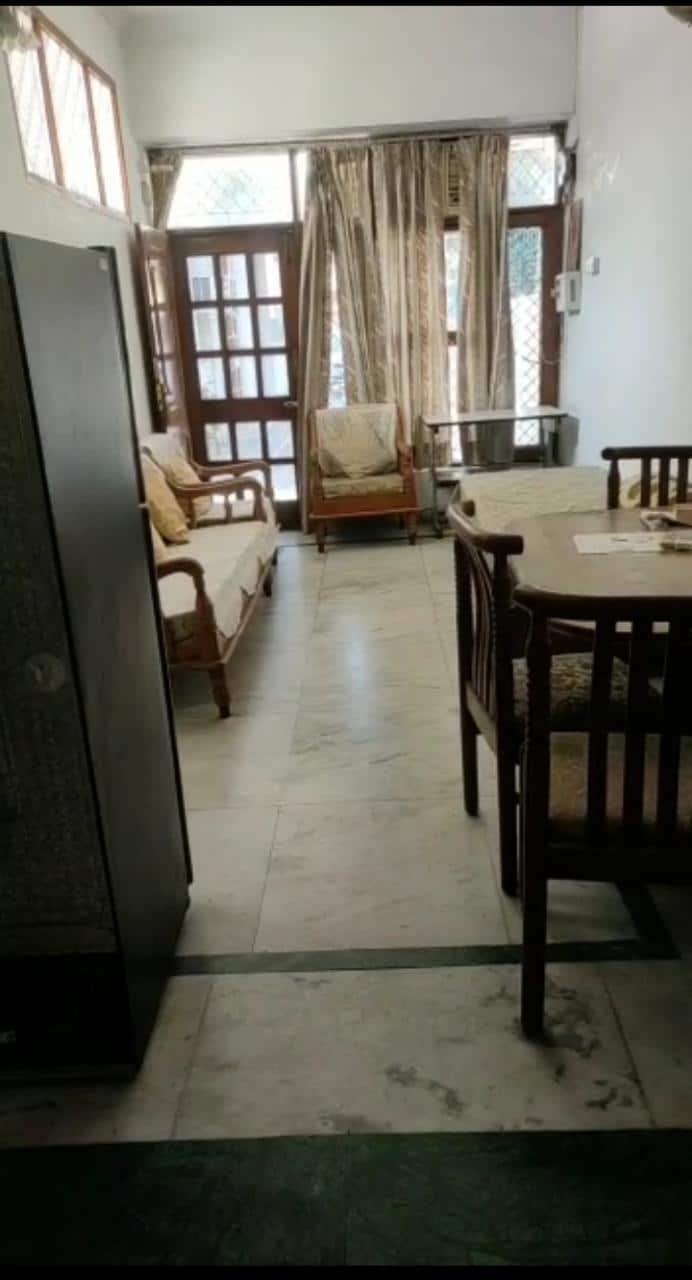Furnished 1 BHK Kothi Floor available for rent in Sector 15, Chandigarh