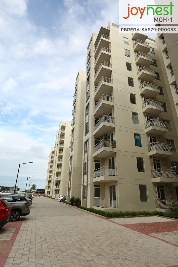 3BHK Semi Furnished Flat available for rent in Sushma joynest moh 1 Airport road Zirakpur Near By Chandigarh